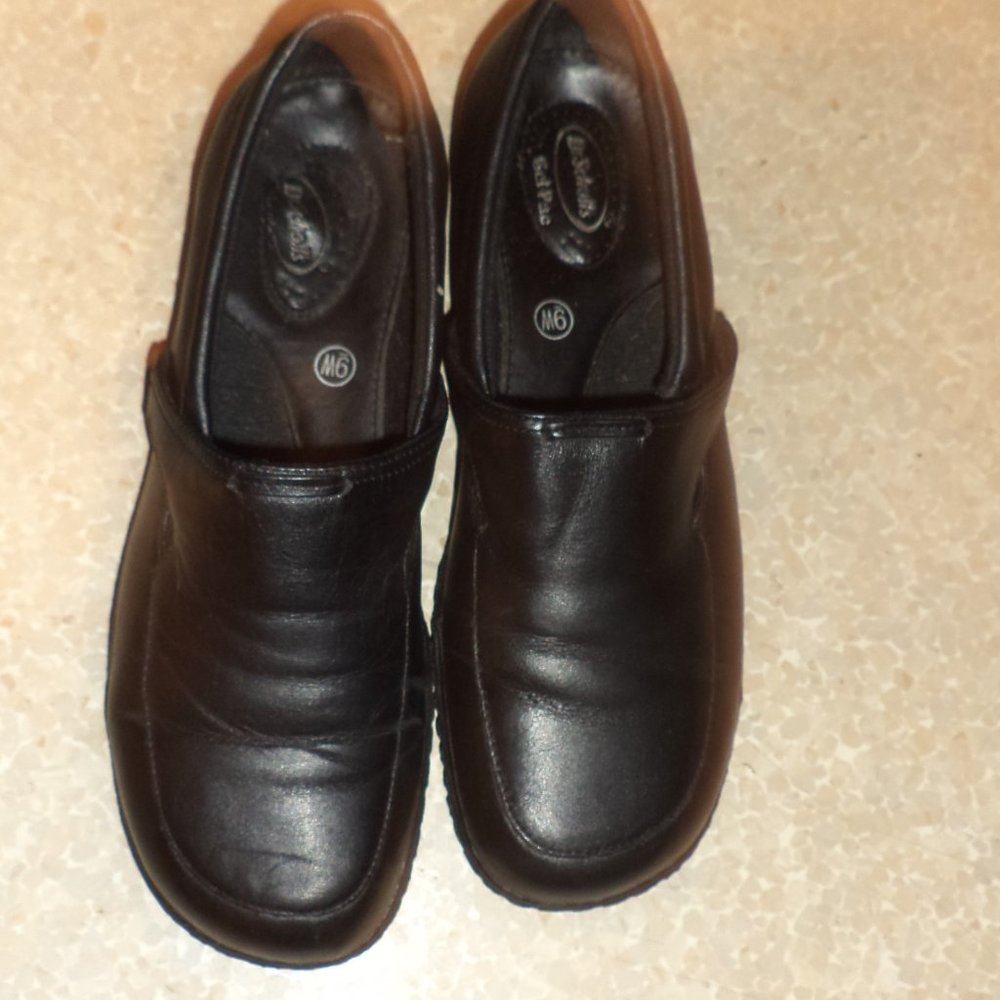 Dr. Scholl black loafer sz 9W woman